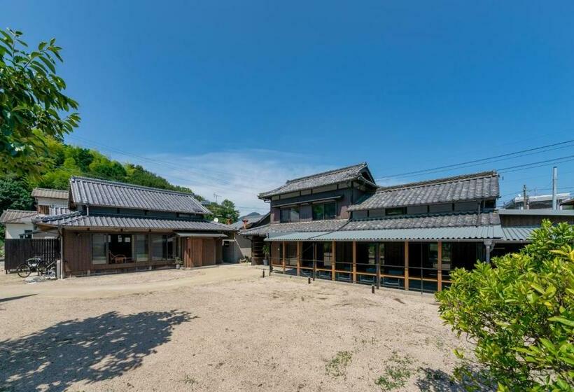 Пансион Omishima Space Omoya