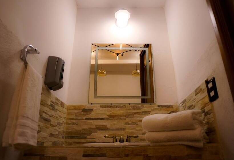 فندق Choloa
