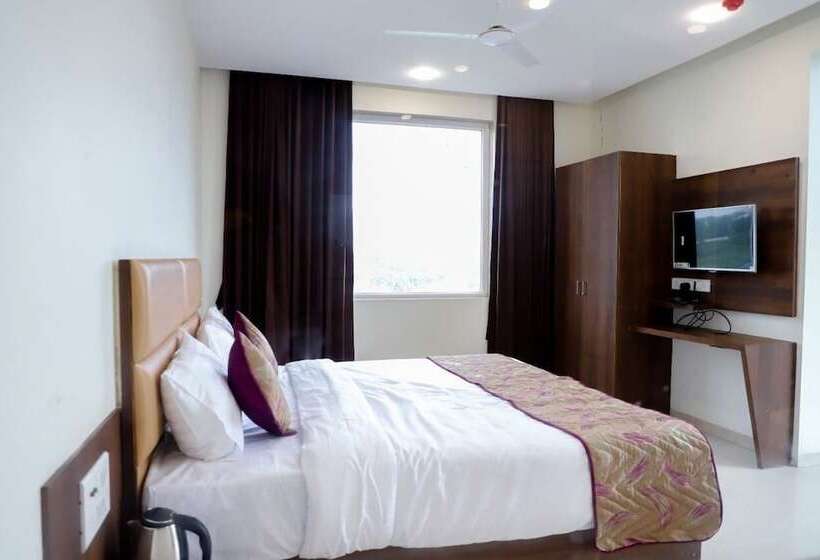Pg Sons Hotel And Resort