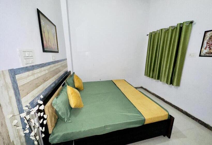 بنسيون Atithi Guest House