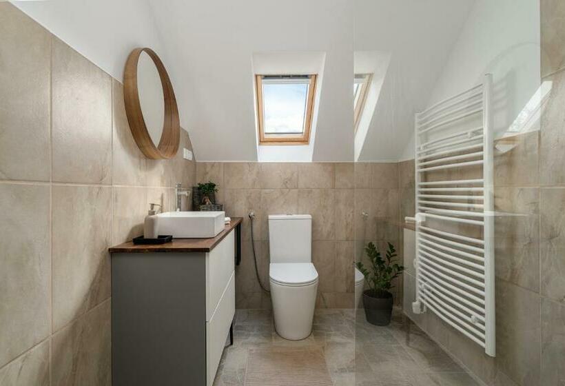 بنسيون Kapocs Apartmanház
