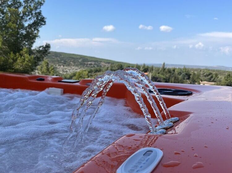 ペンション Suite 28