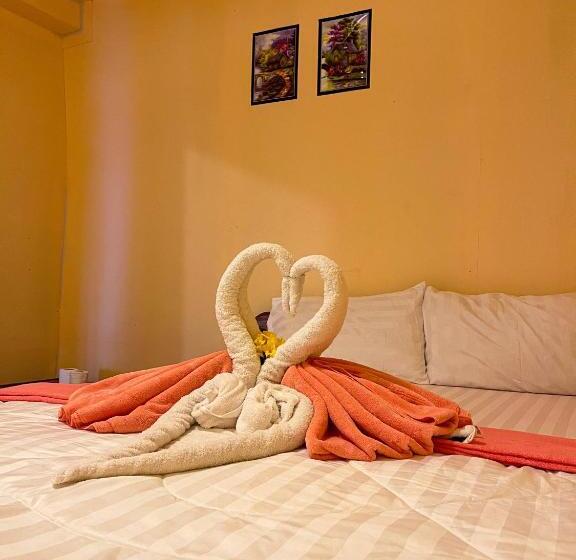 بنسيون Sweet View Guesthouse