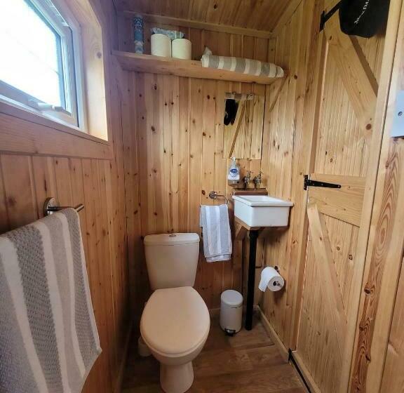 膳宿费 The Shepherds Hut At Forestview Farm