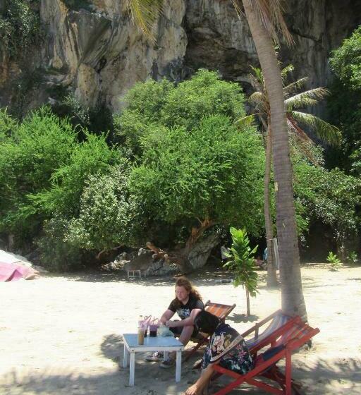 펜션 The Sunrise Beach Cafe And Guesthouse