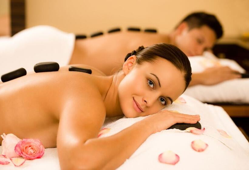 פנסיון Room In Guest Room  Room With Jacuzzi, Vacation Spa House With Turkish Bath