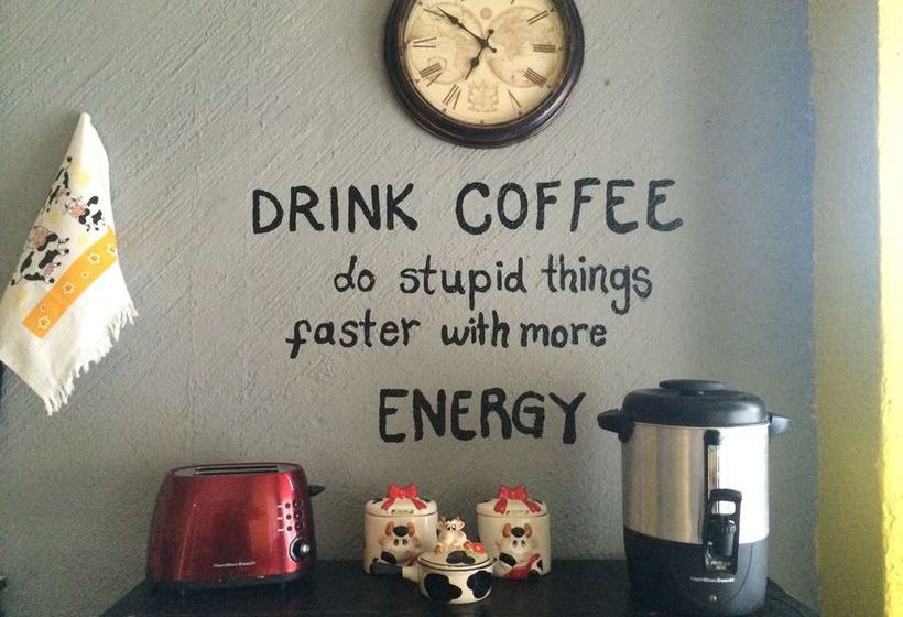 Baja S Cactus Hostel