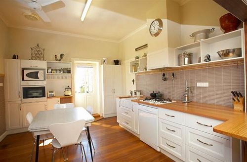 Bed and Breakfast Carter Cottages