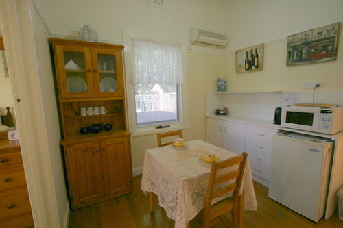 Bed and Breakfast Carter Cottages