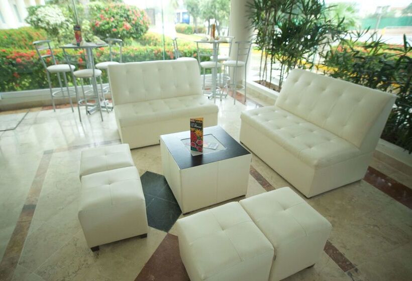 فندق Best Western Plus Tuxtepec
