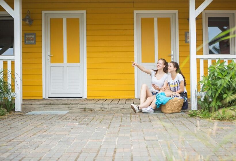 فندق Heide Park Holiday Camp