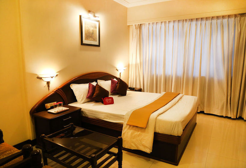 בית מלון כפרי Oyo Rooms Pimpri Finolex Chowk