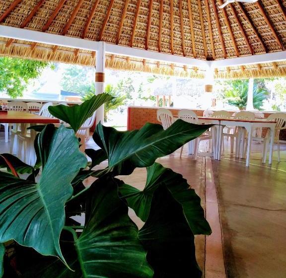 هتل Y Club Campestre Altos Paraiso