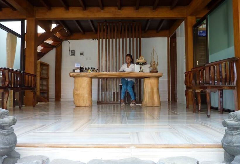 منتجع Amed Cafe & Hotel Kebun Wayan