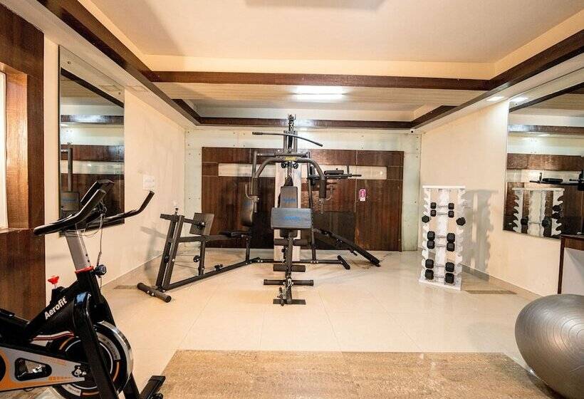 استراحتگاه Tgi Star Holidays Yercaud