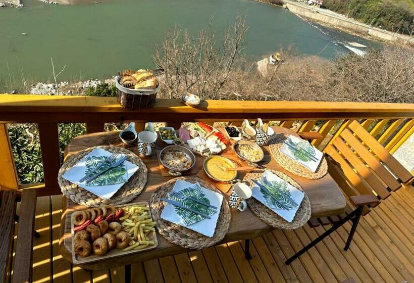 Bed and Breakfast Bungalaz Bungalov