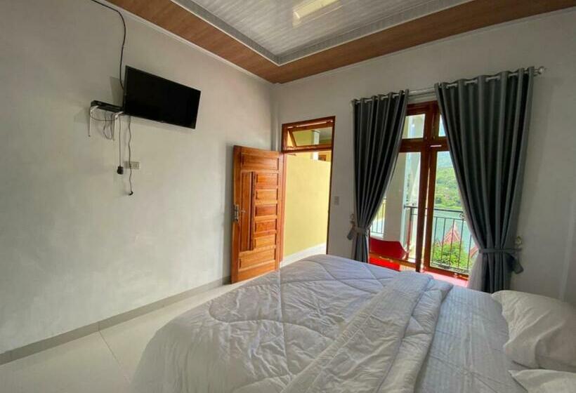 Bed and Breakfast Tama View