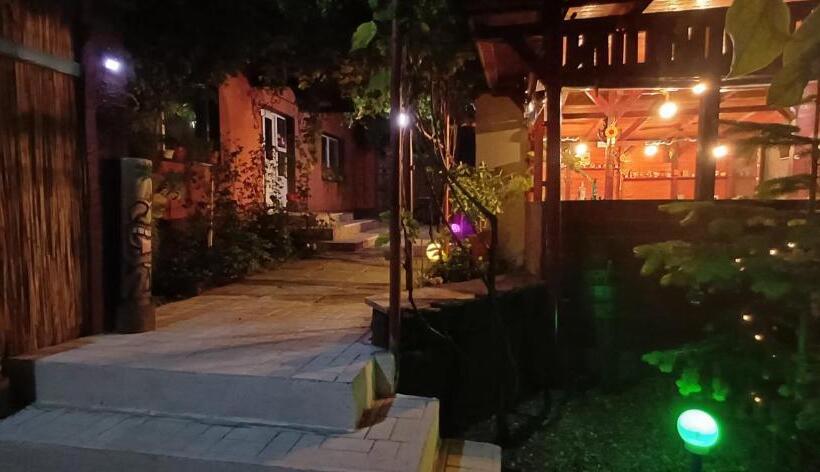 פנסיון Casa Ella