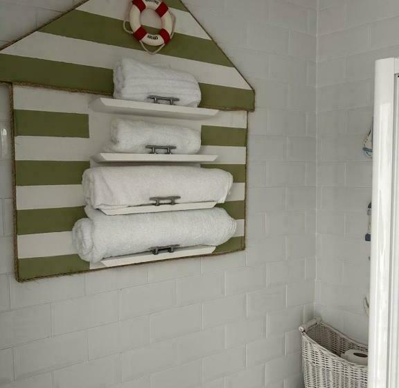 Пансион Coastal Joy Room 1