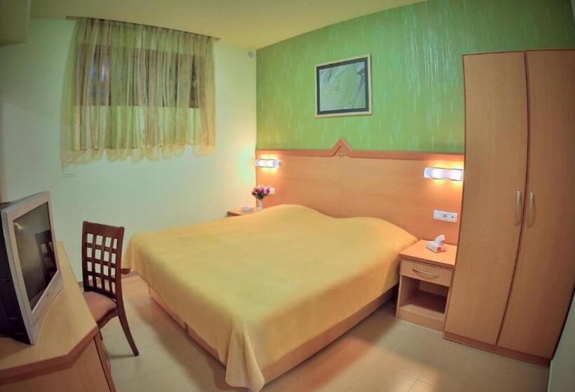 Hostel Jupiter