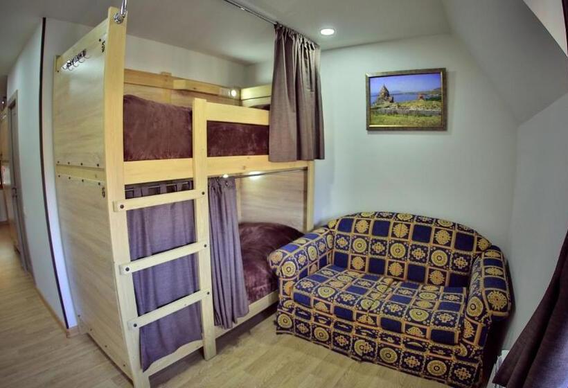 Hostel Jupiter