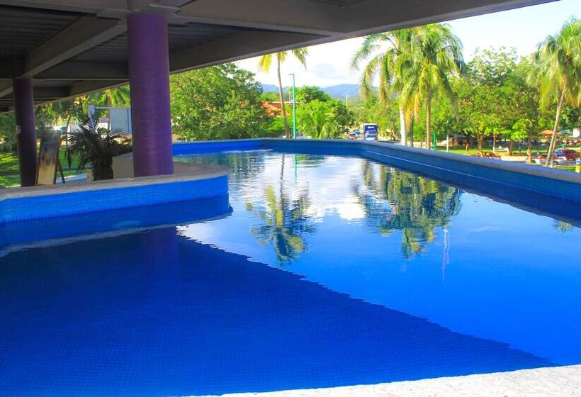 Am Hotel & Plaza