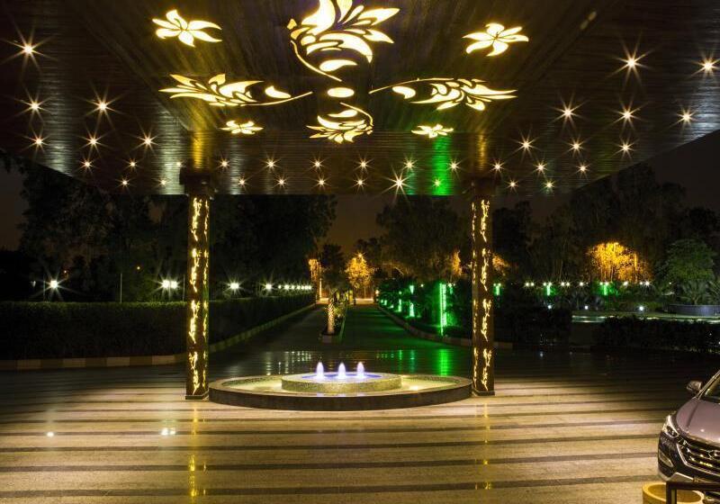 בית מלון כפרי Atrio  By Devam