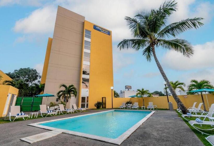 فندق City Express By Marriott Tuxpan