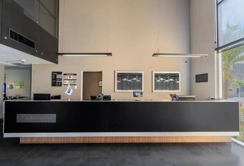 فندق City Express By Marriott Tuxpan