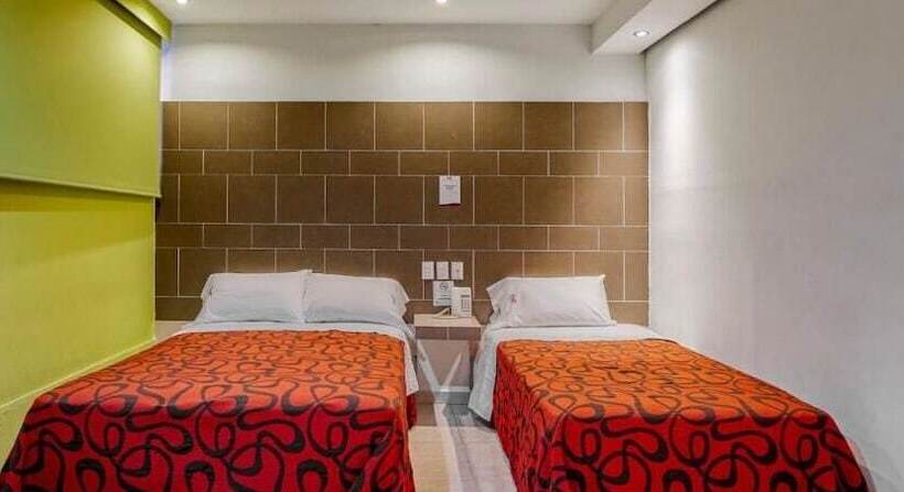 First Inn Hotel & Business