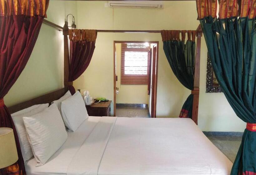 هتل Heritage Resort Hampi