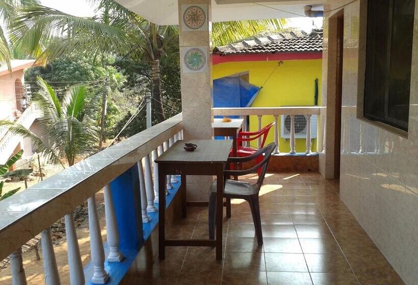 پانسیون Romaldo Guesthouse