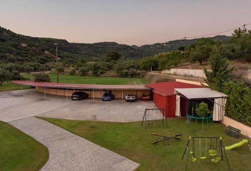 Anilio Plaza