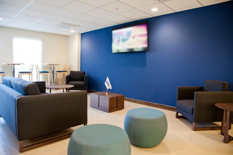 هتل City Express By Marriott Apizaco