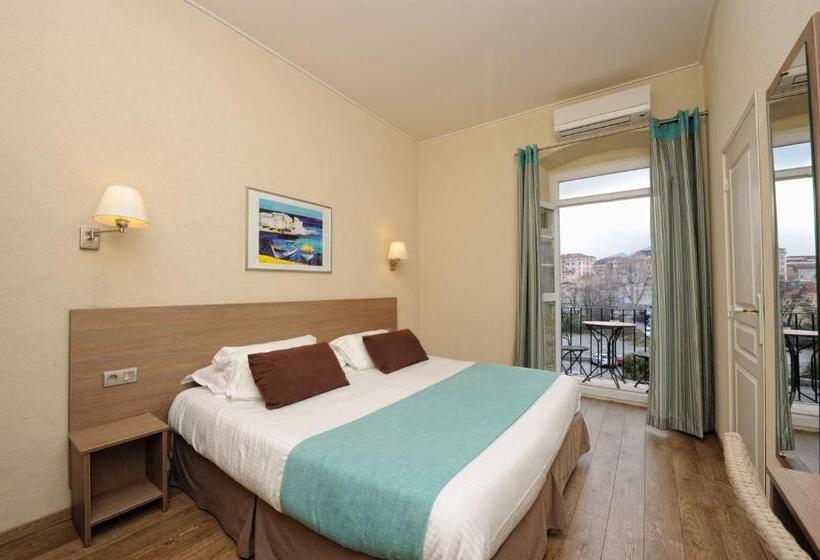 هتل Hôtel Duc De Padoue