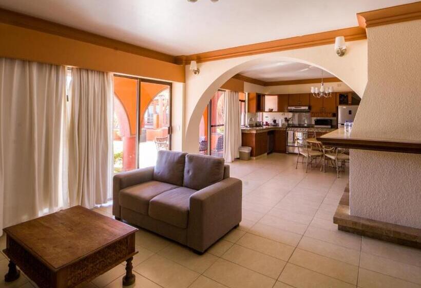 فندق Palmas De Cortez