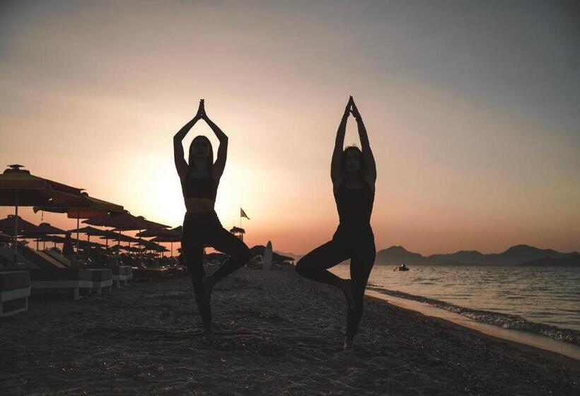 هتل Sentido More Meni Residence