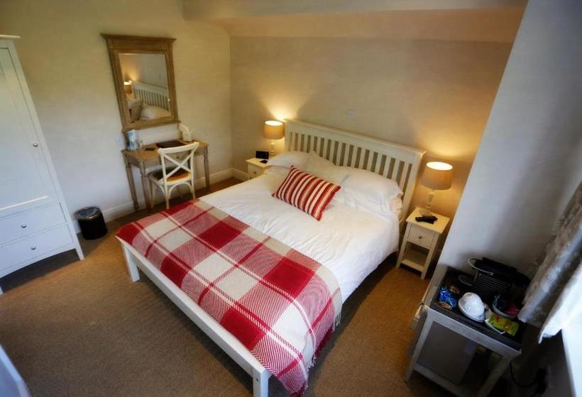 تختخواب و صبحانه Langaller Manor House