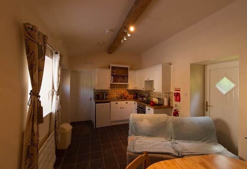 Pant Teg B & B