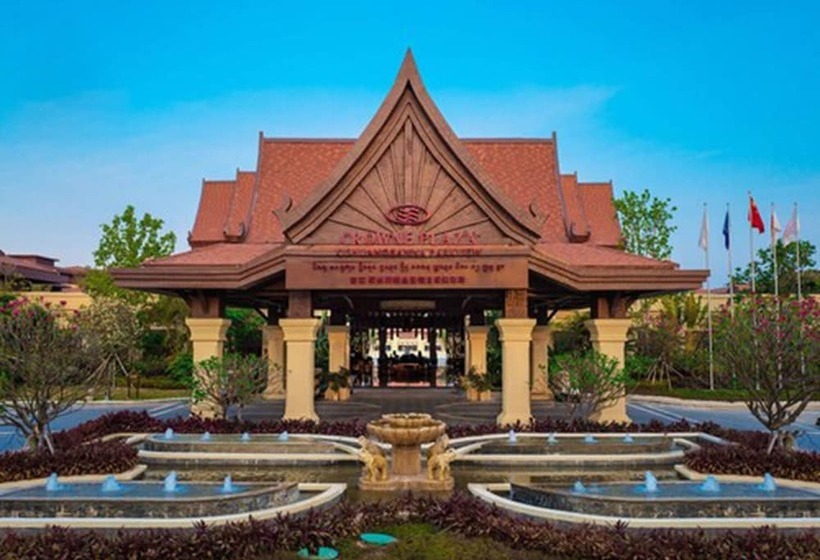 هتل Crowne Plaza Resort Xishuangbanna Parkview By Ihg