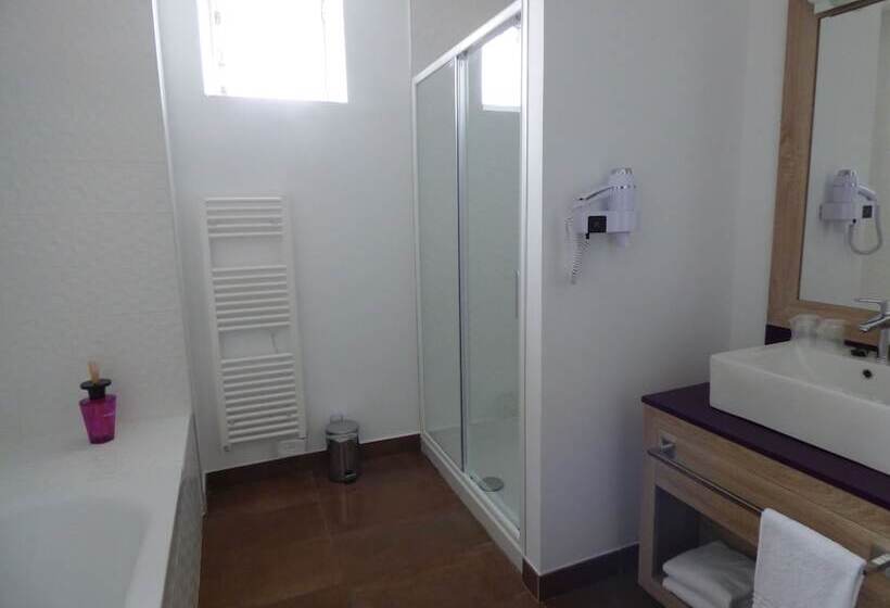 בית מלון כפרי Grand Hôtel Brive