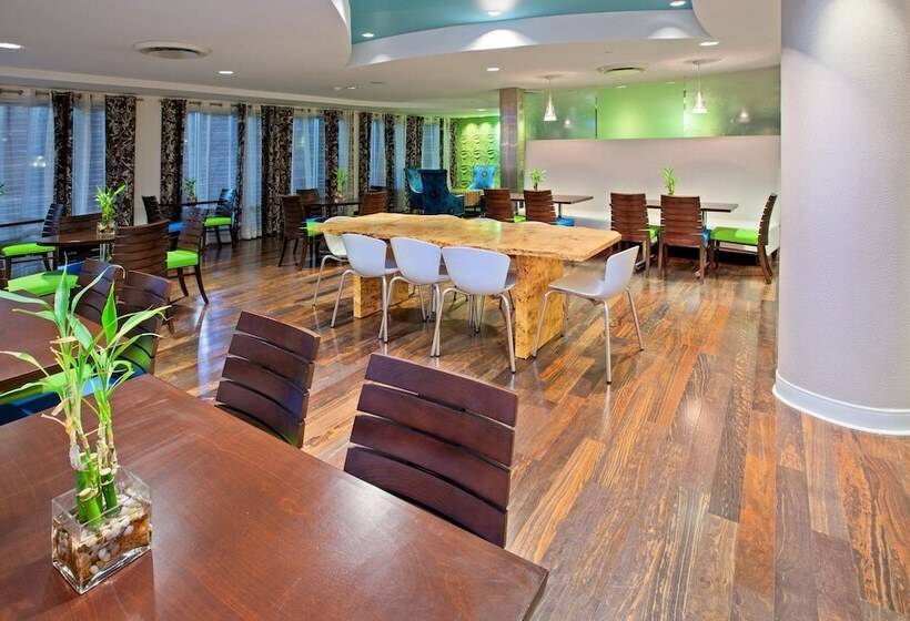 בית מלון כפרי Holiday Inn Express Indianapolis  Fishers, An Ihg