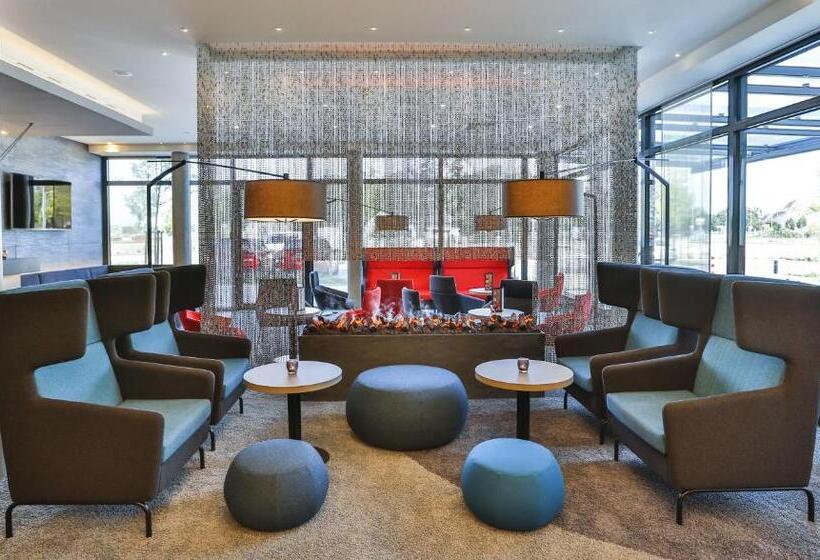 فندق Holiday Inn Express Karlsruhe   City Park, An Ihg