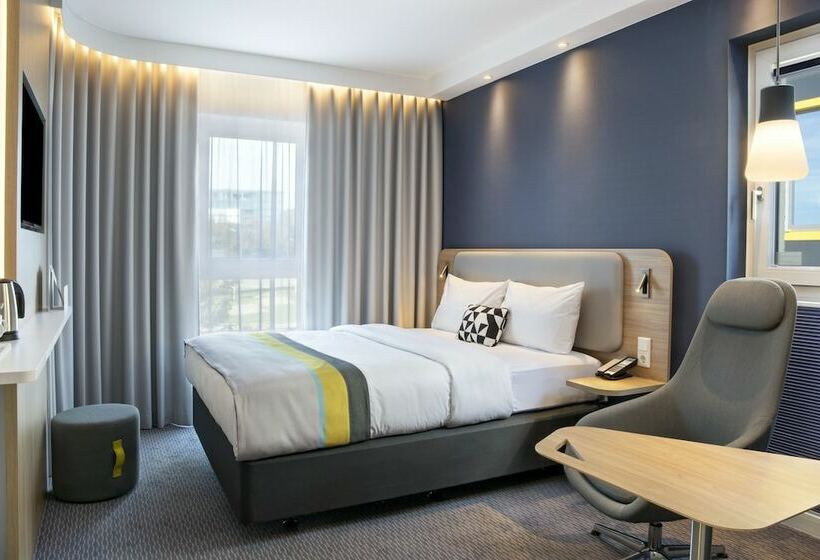 فندق Holiday Inn Express Karlsruhe   City Park, An Ihg