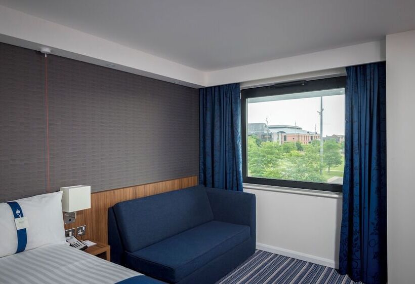 هتل Holiday Inn Express Middlesbrough   Centre Square, An Ihg