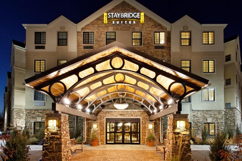 בית מלון כפרי Staybridge Suites Dearborn, An Ihg