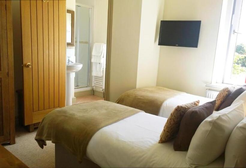 Отель Cross Keys Inn