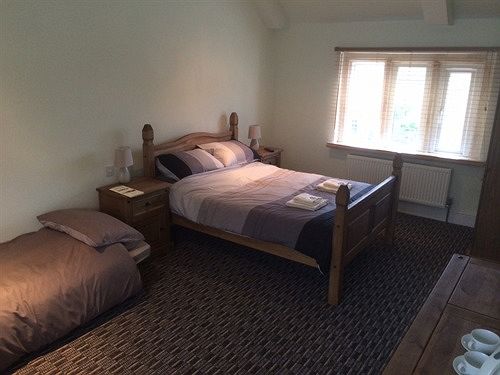 فندق The Hollies Inn