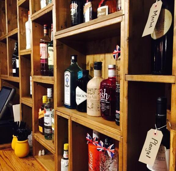 酒店 The Tollgate Inn