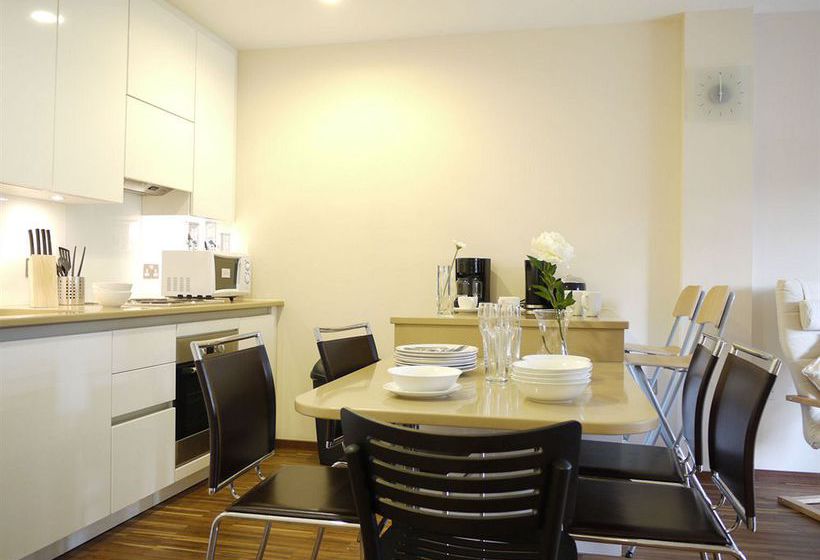 Olive Níké Apartments